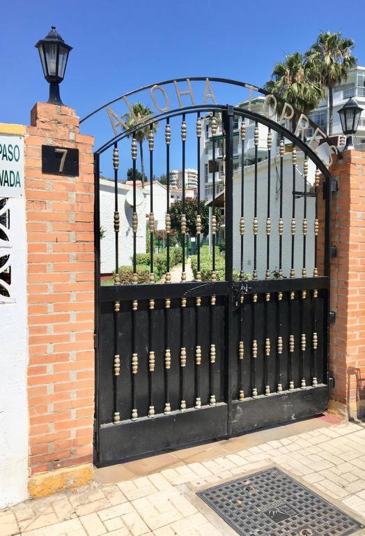Arpa De Treboles - Carihuela Views! Lejlighed Torremolinos Eksteriør billede