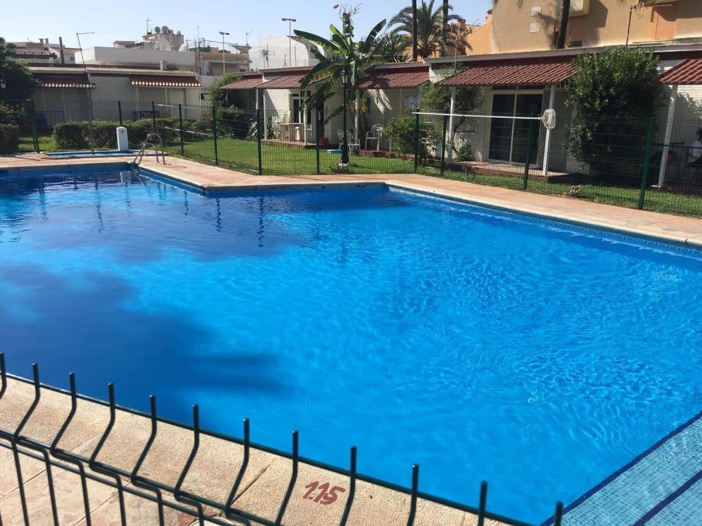 Arpa De Treboles - Carihuela Views! Lejlighed Torremolinos Eksteriør billede