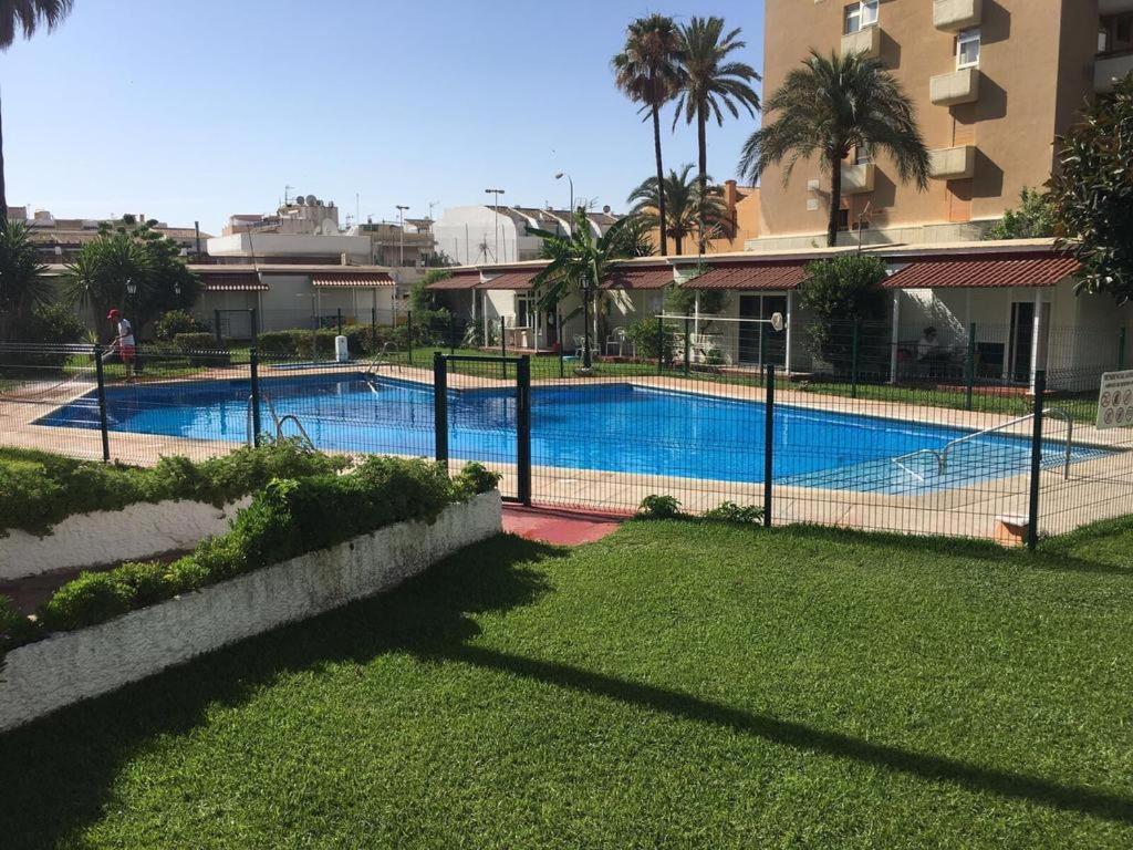 Arpa De Treboles - Carihuela Views! Lejlighed Torremolinos Eksteriør billede
