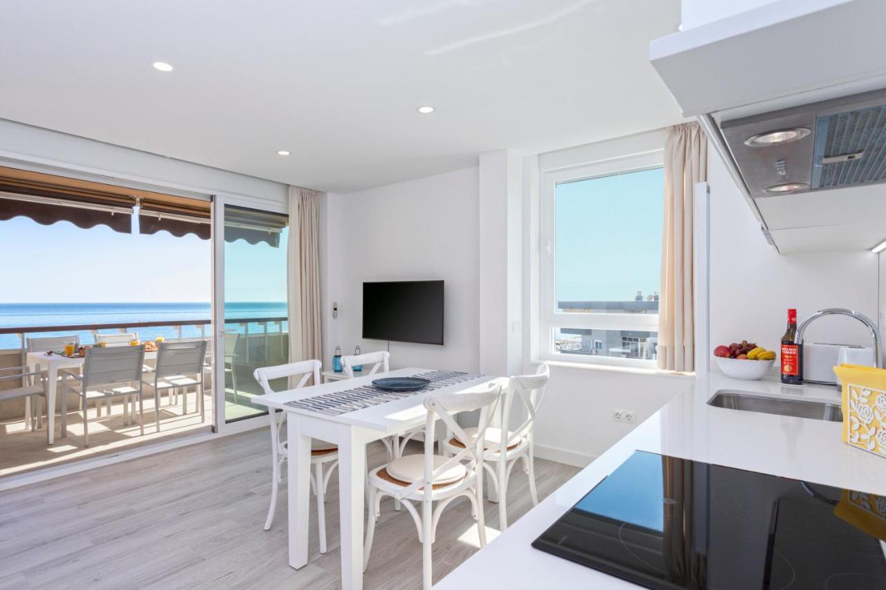 Arpa De Treboles - Carihuela Views! Lejlighed Torremolinos Eksteriør billede