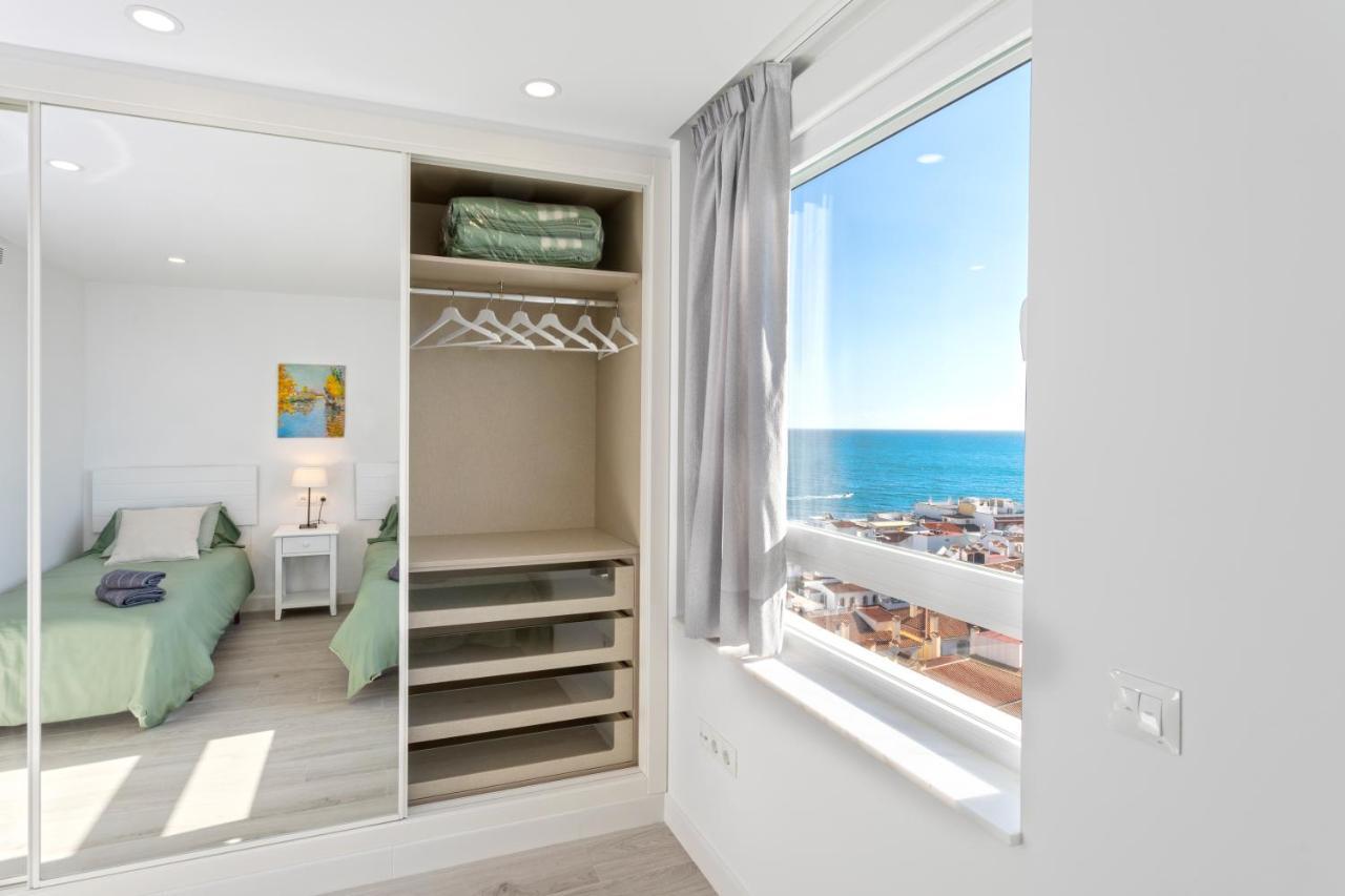 Arpa De Treboles - Carihuela Views! Lejlighed Torremolinos Eksteriør billede
